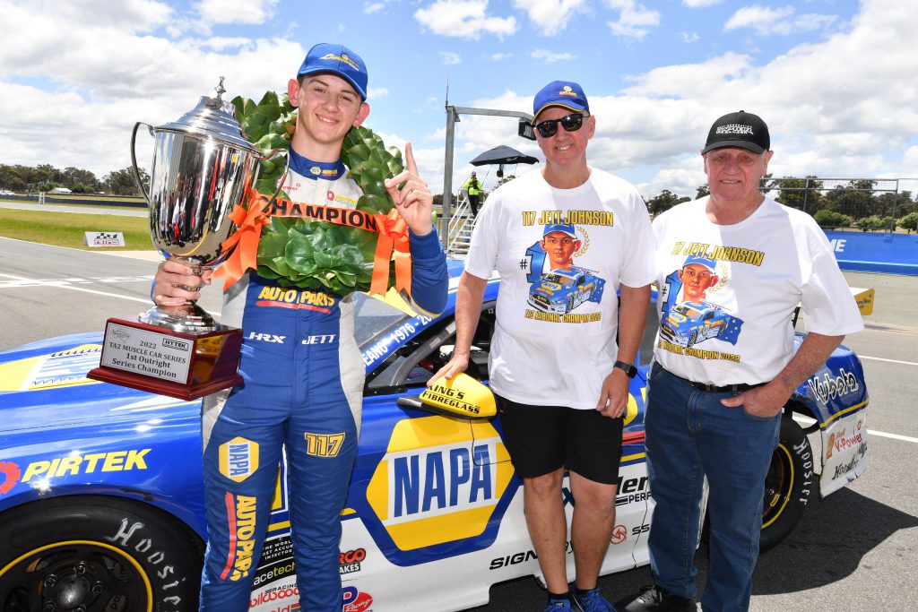 TA2 Johnson x 3 Champion 1 Winton
